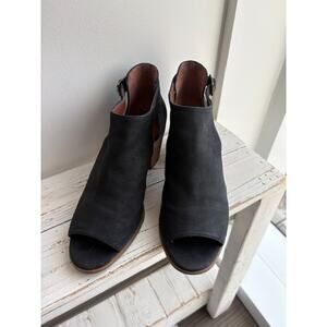 Lucky Brand Charcoal Leather Peep Toe Cutout Block Heel Sandals Size 7.5